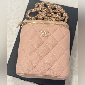 Chanel Vanity Bag 21C Caviar Light Pink Rose Clair Caviar LGHW New in Box